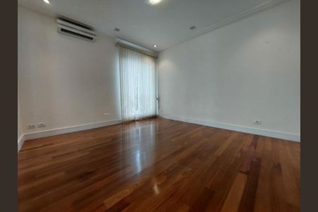 Casa à venda com 4 quartos, 600m² em Super Quadra Morumbi, São Paulo