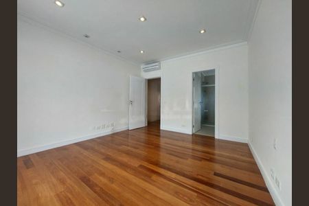 Casa à venda com 4 quartos, 600m² em Super Quadra Morumbi, São Paulo