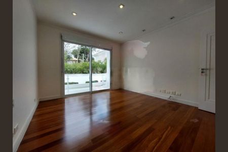 Casa à venda com 600m², 4 quartos e 6 vagas