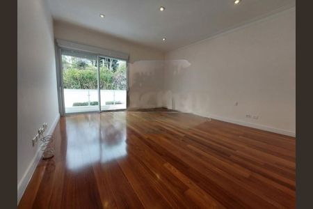 Casa à venda com 600m², 4 quartos e 6 vagas