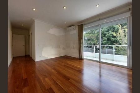 Casa à venda com 600m², 4 quartos e 6 vagas