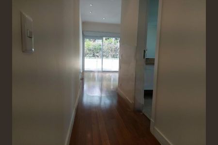 Casa à venda com 600m², 4 quartos e 6 vagas