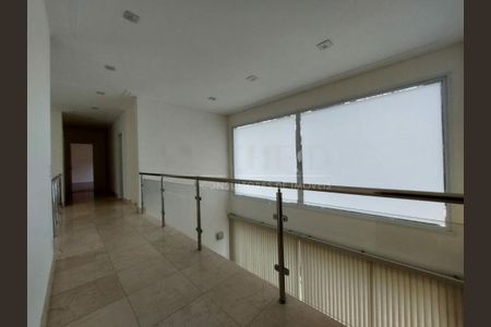 Casa à venda com 600m², 4 quartos e 6 vagas
