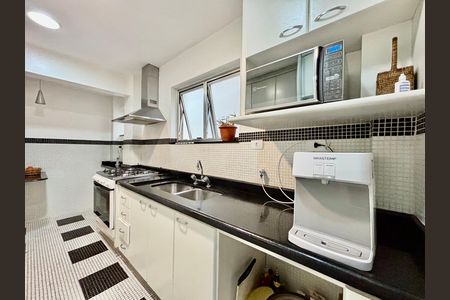 Apartamento à venda com 136m², 3 quartos e 1 vaga Apartamento à venda com 136m², 3 quartos e 1 vagaCozinha