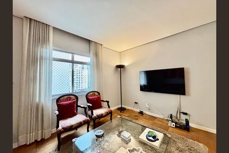 Apartamento à venda com 136m², 3 quartos e 1 vaga Apartamento à venda com 136m², 3 quartos e 1 vagaSala