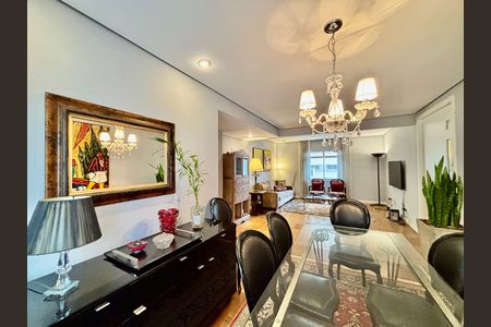 Apartamento à venda com 136m², 3 quartos e 1 vaga Apartamento à venda com 136m², 3 quartos e 1 vagaSala