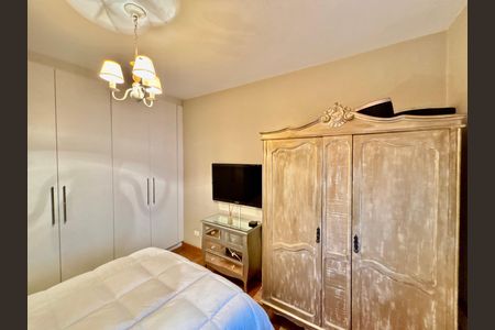 Apartamento à venda com 136m², 3 quartos e 1 vaga Apartamento à venda com 136m², 3 quartos e 1 vagaQuarta