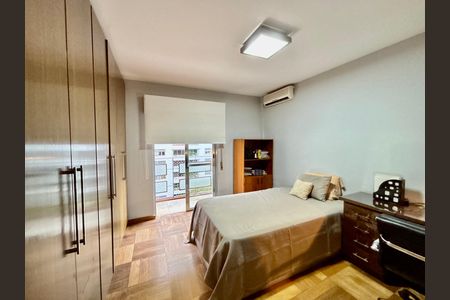 Apartamento à venda com 136m², 3 quartos e 1 vaga Apartamento à venda com 136m², 3 quartos e 1 vagaQuarto 2