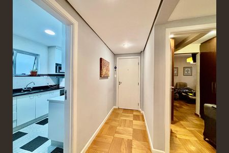 Apartamento à venda com 136m², 3 quartos e 1 vaga Apartamento à venda com 136m², 3 quartos e 1 vagaCorredor