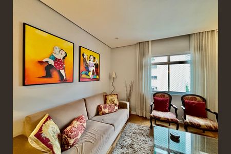 Apartamento à venda com 136m², 3 quartos e 1 vaga Apartamento à venda com 136m², 3 quartos e 1 vagaSala