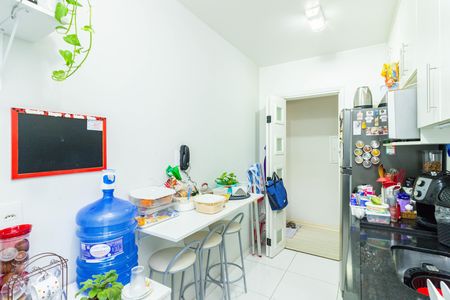 Apartamento à venda com 55m², 2 quartos e 1 vaga Apartamento à venda com 55m², 2 quartos e 1 vagaCozinha