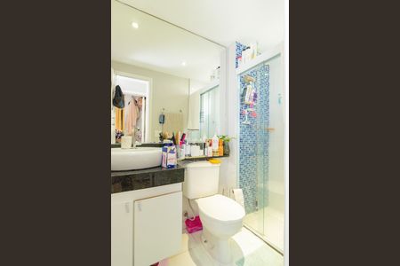 Apartamento à venda com 55m², 2 quartos e 1 vaga Apartamento à venda com 55m², 2 quartos e 1 vagaBanheiro