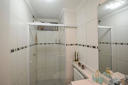 Apartamento à venda com 7m², 3 quartos e 2 vagas Apartamento à venda com 7m², 3 quartos e 2 vagasBanheiro