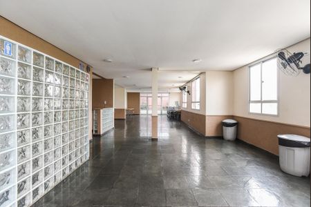 Apartamento à venda com 7m², 3 quartos e 2 vagas Apartamento à venda com 7m², 3 quartos e 2 vagasÁrea comum - Salão de festas