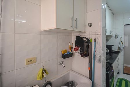 Apartamento à venda com 7m², 3 quartos e 2 vagas Apartamento à venda com 7m², 3 quartos e 2 vagasÁrea de Serviço