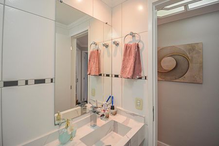 Apartamento à venda com 7m², 3 quartos e 2 vagas Apartamento à venda com 7m², 3 quartos e 2 vagasBanheiro