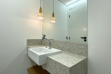 Lavabo da Sala de apartamento para alugar com 2 quartos, 64m² em Prado, Belo Horizonte