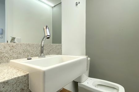 Apartamento para alugar com 64m², 2 quartos e 2 vagas Apartamento para alugar com 64m², 2 quartos e 2 vagasLavabo da Sala