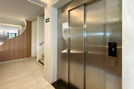 Apartamento para alugar com 64m², 2 quartos e 2 vagas Apartamento para alugar com 64m², 2 quartos e 2 vagasÁrea comum