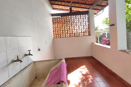 Casa para alugar com 116m², 3 quartos e 1 vaga Casa para alugar com 116m², 3 quartos e 1 vagaÁrea de Serviço