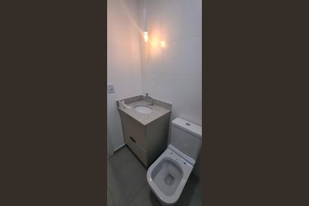 Apartamento para alugar com 84m², 2 quartos e 2 vagas Apartamento para alugar com 84m², 2 quartos e 2 vagasBanheiro da Suíte