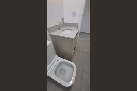 Apartamento para alugar com 84m², 2 quartos e 2 vagas Apartamento para alugar com 84m², 2 quartos e 2 vagasBanheiro