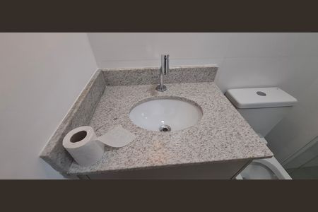 Apartamento para alugar com 84m², 2 quartos e 2 vagas Apartamento para alugar com 84m², 2 quartos e 2 vagasBanheiro da Suíte