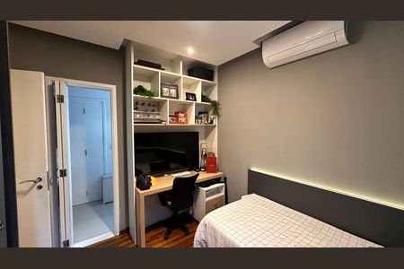 Casa à venda com 4 quartos, 220m² em Brooklin, São Paulo