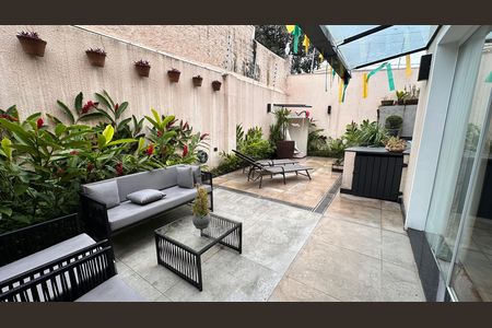 Casa à venda com 4 quartos, 220m² em Brooklin, São Paulo