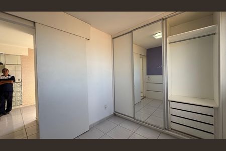 Apartamento à venda com 46m², 2 quartos e 1 vagaQuarto 2
