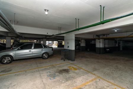 Garagem de apartamento à venda com 2 quartos, 70m² em Vila Pierina, São Paulo