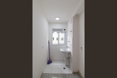 Apartamento para alugar com 42m², 2 quartos e sem vagaSala/Cozinha/Área de Serviço 
