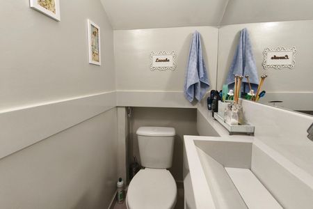 Casa de condomínio à venda com 70m², 2 quartos e 1 vaga Casa de condomínio à venda com 70m², 2 quartos e 1 vagaLavabo