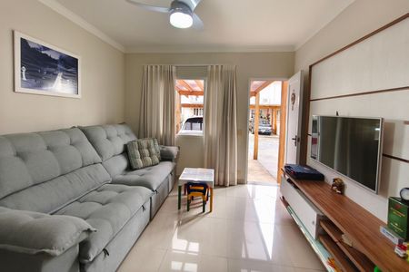 Sala de casa de condomínio à venda com 2 quartos, 70m² em Parque da Figueira, Campinas