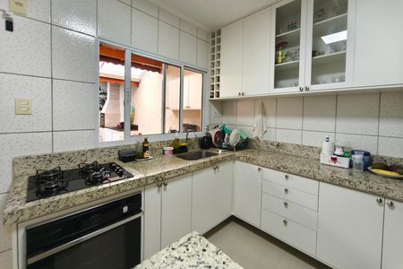 Casa de condomínio à venda com 70m², 2 quartos e 1 vaga Casa de condomínio à venda com 70m², 2 quartos e 1 vagaCozinha