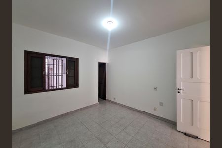 Casa para alugar com 140m², 2 quartos e 2 vagasQuarto 2