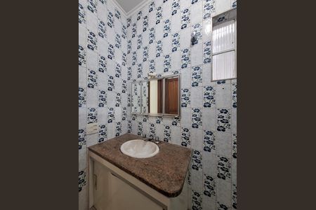 Casa para alugar com 140m², 2 quartos e 2 vagasBanheiro Quarto 2