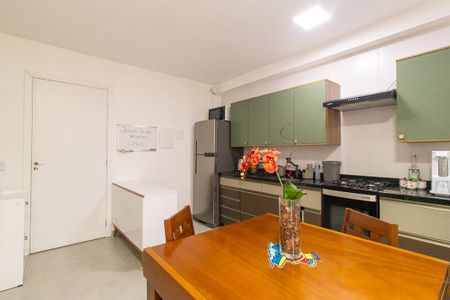 Apartamento à venda com 50m², 2 quartos e 1 vaga Apartamento à venda com 50m², 2 quartos e 1 vagaCozinha - Armários