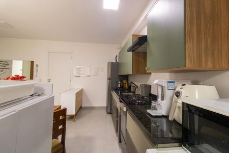 Apartamento à venda com 50m², 2 quartos e 1 vaga Apartamento à venda com 50m², 2 quartos e 1 vagaCozinha - Armários