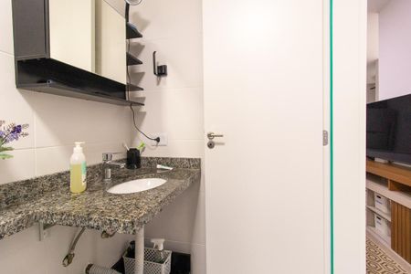 Apartamento à venda com 50m², 2 quartos e 1 vaga Apartamento à venda com 50m², 2 quartos e 1 vagaBanheiro Social