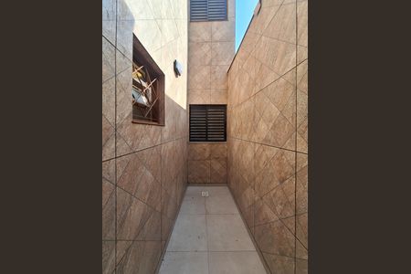 Casa para alugar com 50m², 2 quartos e sem vaga Casa para alugar com 50m², 2 quartos e sem vagaQuintal