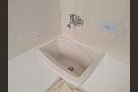 Casa para alugar com 50m², 2 quartos e sem vaga Casa para alugar com 50m², 2 quartos e sem vagaÁrea de Serviço