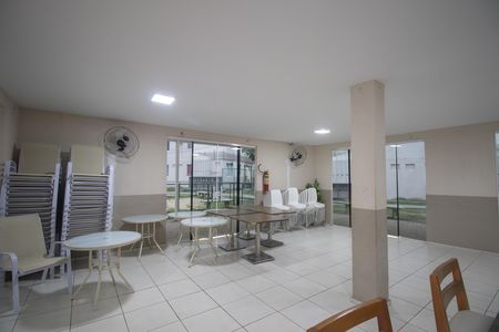 Apartamento para alugar com 50m², 1 quarto e 1 vaga Apartamento para alugar com 50m², 1 quarto e 1 vagaÁrea comum - Salão de festas