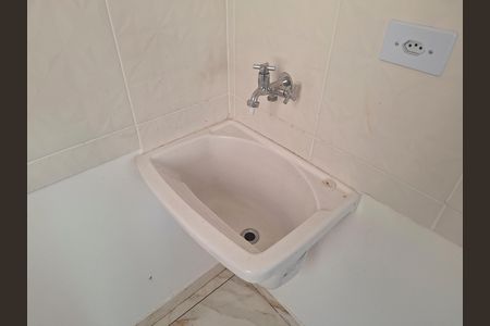 Casa para alugar com 50m², 2 quartos e sem vagaÁrea de Serviço