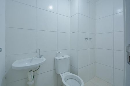 Apartamento para alugar com 38m², 2 quartos e sem vaga Apartamento para alugar com 38m², 2 quartos e sem vagaBanheiro
