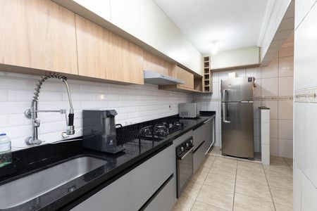 Casa de condomínio para alugar com 129m², 3 quartos e 1 vaga Casa de condomínio para alugar com 129m², 3 quartos e 1 vagaCozinha - Armários