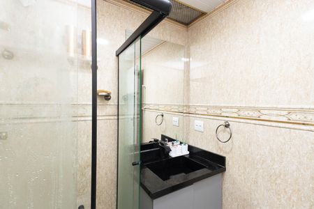 Casa de condomínio para alugar com 129m², 3 quartos e 1 vaga Casa de condomínio para alugar com 129m², 3 quartos e 1 vagaBanheiro 2