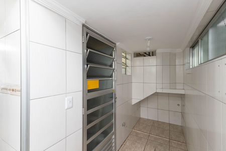 Casa de condomínio para alugar com 129m², 3 quartos e 1 vaga Casa de condomínio para alugar com 129m², 3 quartos e 1 vagaÁrea de Serviço
