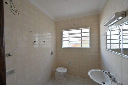 Casa para alugar com 130m², 4 quartos e 2 vagasBanheiro Social Casa 2