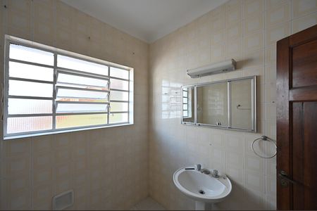 Casa para alugar com 130m², 4 quartos e 2 vagasBanheiro Social Casa 2